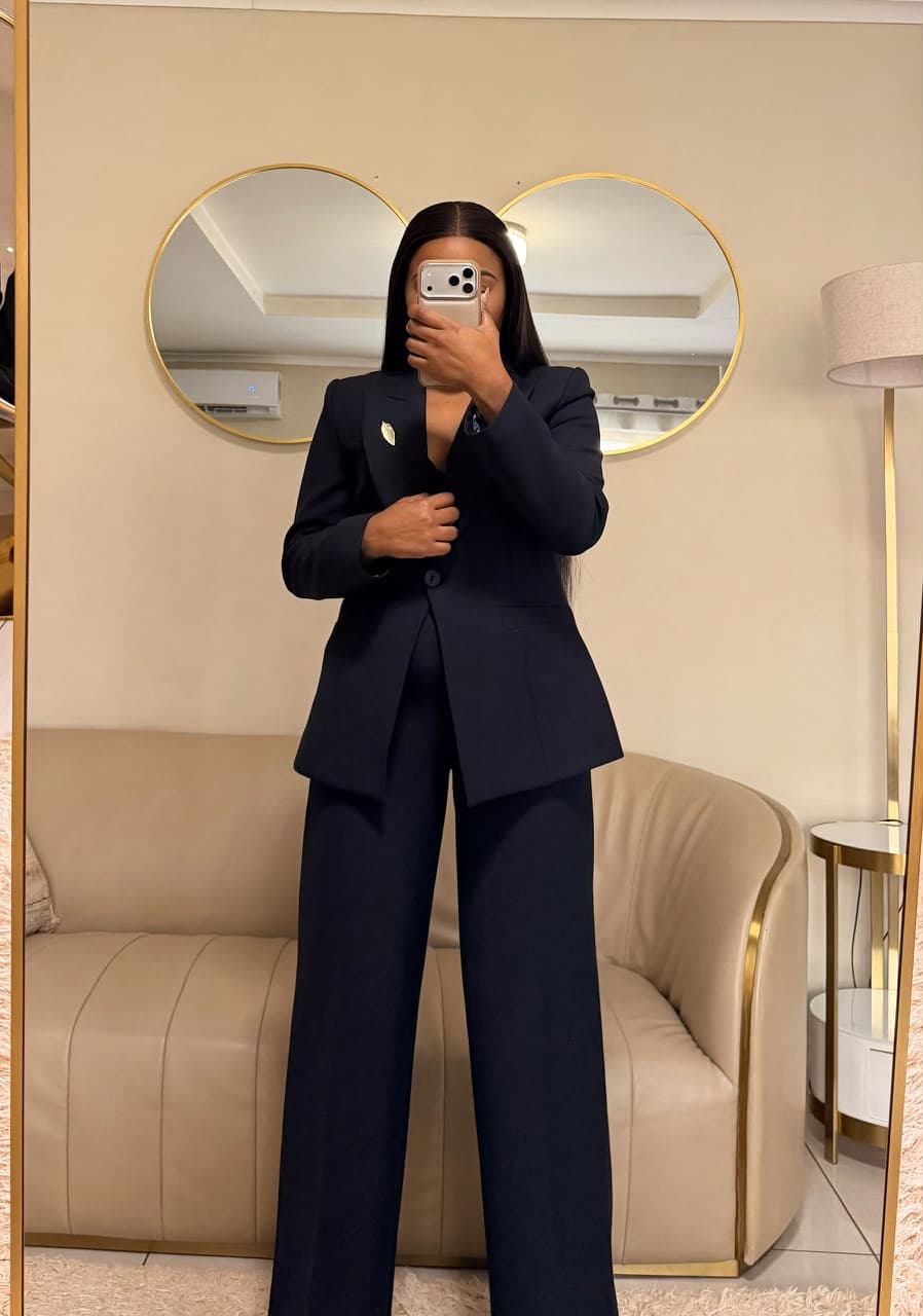 Navy wide-leg pantsuit